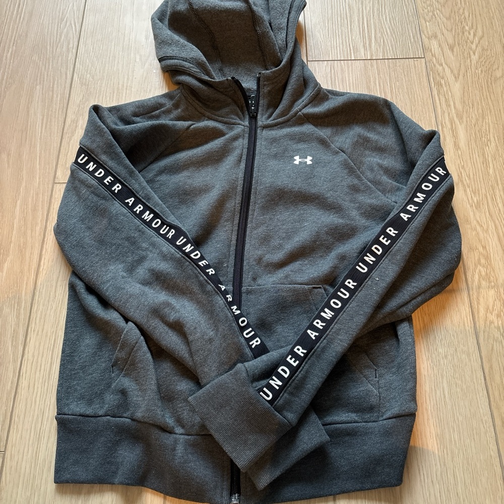 underarmour hoodie